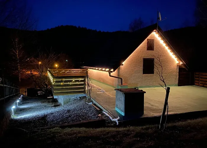 シャレー Sanmari_forest Ledenice